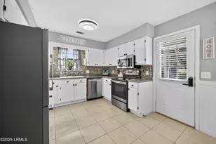 3057 Huron Dr, Beaufort, SC 29902 - Photo 16