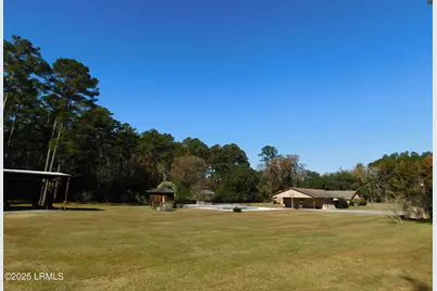 1608 Smiths Crossing, Ridgeland, SC 29936 - Photo 6