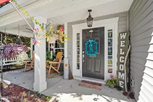 23 Oleander Dr, Ladys Island, SC 29907 - Photo 2