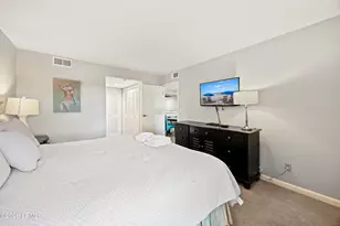 11 S Forest Beach Dr, Hilton Head Island, SC 29928 - Photo 22