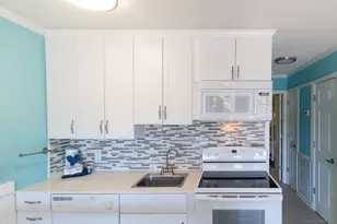 40 Folly Field Rd, Hilton Head, SC 29928 - Photo 10