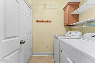 1 Gloucester Rd, Hilton Head Island, SC 29928 - Photo 32