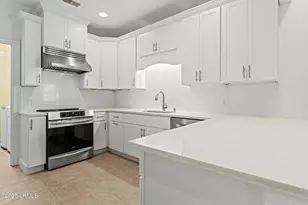 1 Gloucester Rd, Hilton Head Island, SC 29928 - Photo 10