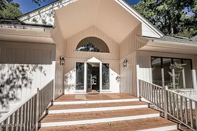 550 Island Circle E, Saint Helena Island, SC 29920 - Photo 4