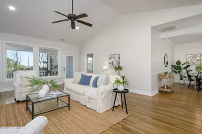 8 River Drive, Lady's Island, SC 29907 - Photo 10