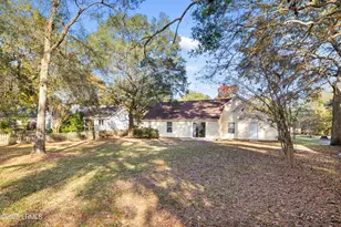 36 Le Moyne Dr, Beaufort, SC 29907 - Photo 18