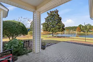 20 Fenwick Dr, Bluffton, SC 29909 - Photo 2