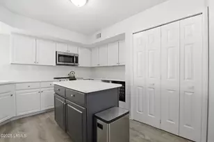 17 Lake Forest Dr, Hilton Head Island, SC 29928 - Photo 14