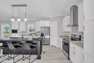 15 Vine St, Hilton Head Island, SC 29926 - Photo 24