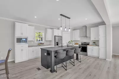 15 Vine Street, Hilton Head Island, SC 29926 - Photo 18