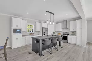 15 Vine St, Hilton Head Island, SC 29926 - Photo 18