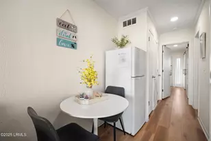 40 Folly Field Rd, Hilton Head, SC 29928 - Photo 8