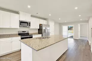 108 Pebble Cir, Ridgeland, SC 29936 - Photo 2