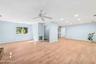 29 Oleander St, Hilton Head, SC 29928 - Photo 16