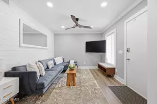 663 William Hilton Pkwy, Hilton Head Island, SC 29928 - Photo 10