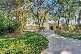 15 Doe Point, Saint Helena Island, SC 29920 - Photo 2