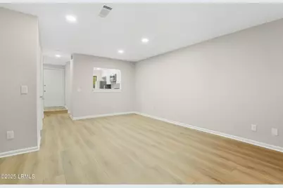 96 Mathews Drive #186, Hilton Head Island, SC 29926 - Photo 12