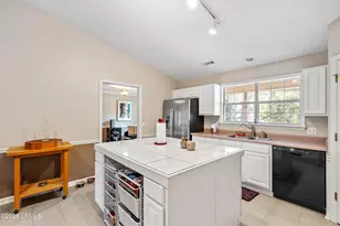 10 Moultrie Ct, Beaufort, SC 29907 - Photo 32