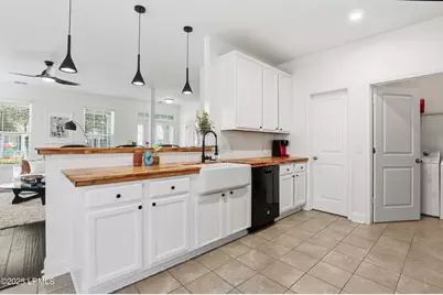 60 Honey Locust Avenue, Bluffton, SC 29910 - Photo 14