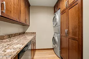 561 Remora Dr, Ladys Island, SC 29920 - Photo 8