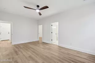 579 Sams Point Rd, Beaufort, SC 29907 - Photo 18