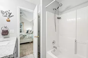 8 Ardmore Ave, Beaufort, SC 29907 - Photo 12