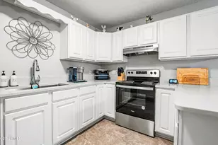 8 Ardmore Ave, Beaufort, SC 29907 - Photo 6