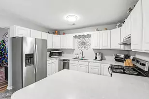 8 Ardmore Ave, Beaufort, SC 29907 - Photo 6