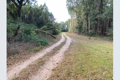 37 Pearl Harbor Drive, Saint Helena Island, SC 29920 - Photo 12