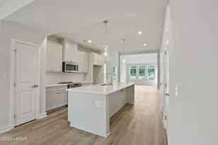 97 Crown St, Hardeeville, SC 29927 - Photo 2