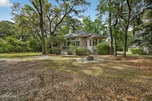 89 Governors Rd, Hilton Head, SC 29928 - Photo 2