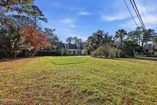 106 S Hermitage Rd, Beaufort, SC 29902 - Photo 6