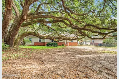 1505 Palmetto Drive, Beaufort, SC 29902 - Photo 1