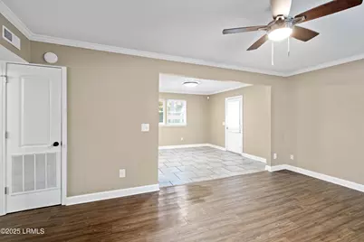 257 Shanklin Road, Beaufort, SC 29906 - Photo 10