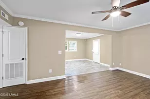 257 Shanklin Rd, Beaufort, SC 29906 - Photo 10