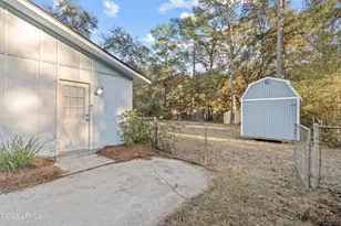 257 Shanklin Rd, Beaufort, SC 29906 - Photo 30