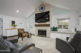 19 Song Sparrow Ln, Hilton Head Island, SC 29928 - Photo 4