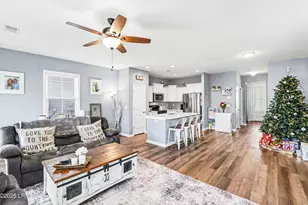 2710 Bluestem Dr, Beaufort, SC 29902 - Photo 10