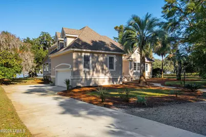 210 Old Plantation Drive W, Beaufort, SC 29907 - Photo 4