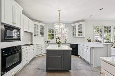 210 Old Plantation Drive W, Beaufort, SC 29907 - Photo 18