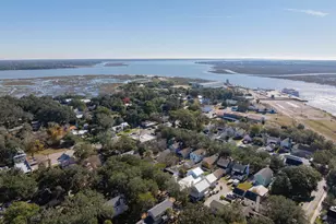 1013 11th St, Port Royal, SC 29935 - Photo 2