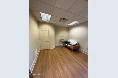 1011 Bay Street #101, Beaufort, SC 29902 - Photo 2