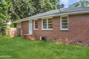 2912 Third St, Beaufort, SC 29902 - Photo 4