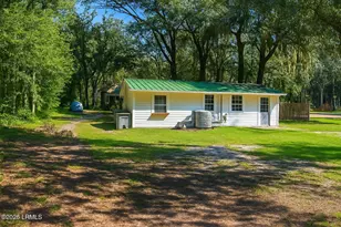 1702 Lafayette St, Beaufort, SC 29902 - Photo 4