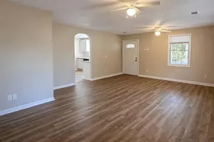 1501 Hogarth St, Beaufort, SC 29902 - Photo 4