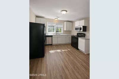 1501 Hogarth Street, Beaufort, SC 29902 - Photo 6