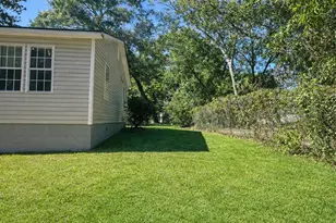 1501 Hogarth St, Beaufort, SC 29902 - Photo 22