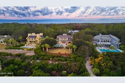 16 Planters Row, Hilton Head, SC 29928 - Photo 2