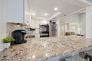 4 Braddock Bluff Dr, Hilton Head, SC 29928 - Photo 18