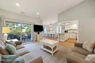 4 Braddock Bluff Dr, Hilton Head, SC 29928 - Photo 6